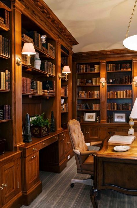 28 Dreamy home offices with libraries for creative inspiration Home Office Library Ideas, Office Library Ideas, Masculine Home Offices, French Library, Home Library Design Ideas, Masculine Home Office, Traditional Home Office, Home Office Library, Home Library Design