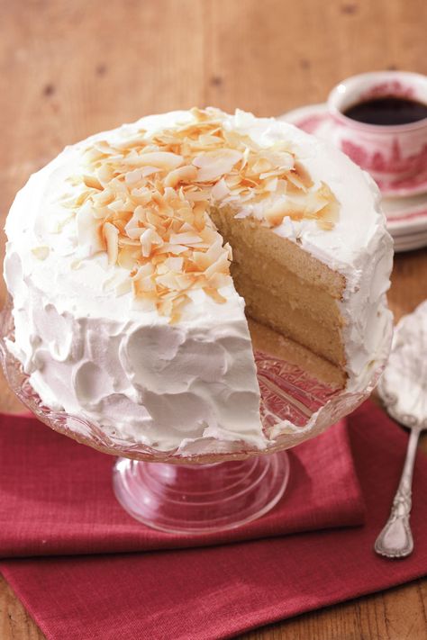 Classic Coconut Cake Easter Cake Ideas, Recipes From Scratch, Baked Cakes, Chocolate Mayonnaise Cake, Coconut Dessert, Coconut Cake Recipe, Southern Desserts, Duncan Hines, Cake Baking Recipes