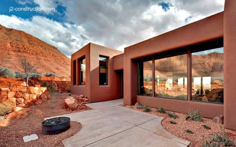 Nevada Homes Exterior, Spanish Entrance, Modern Adobe House, Sedona House, Pueblo House, Modern Adobe, Earth Building, Super Adobe, Rustic Architecture