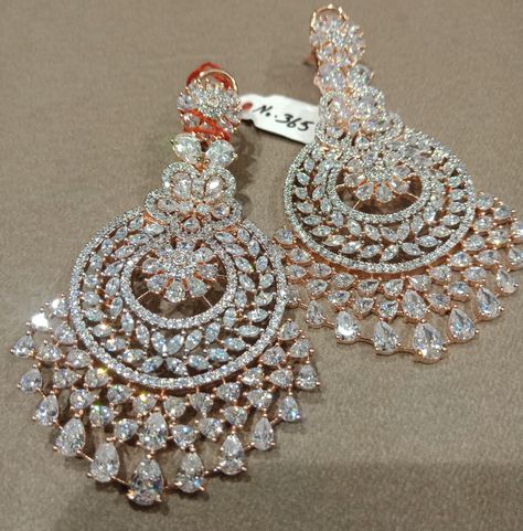 Desi Earrings, Jwellary Design, Diamond Earrings Indian, Bridal Jewelry Sets Brides, Wedding Jewelry Sets Bridal Jewellery, Indian Jewelry Earrings, Indian Bridal Jewelry Sets, Bridal Jewellery Design, Antique Jewellery Designs