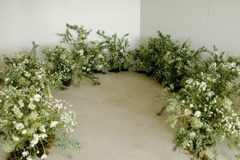 Flowers Stuck In Ground Wedding, Ground Arch Wedding, Ground Floral Installation Wedding, Ground Floral Arch Ceremony, Grounded Floral Arches, White And Green Hanging Floral Installation, Grounded Floral Installation, Amaranth Flower, White Grounded Floral Arch