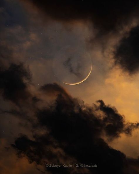 Ig Grid, Celestial Aesthetic, Nasa Moon, Aesthetic Moon, Elemental Magic, Shoot The Moon, Moon Setting, Moon Photos, Moon Pictures