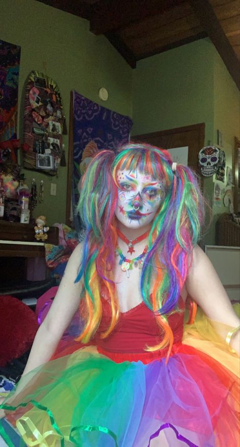 Alternative Clown Costume, Rainbow Clown Outfit, Colorful Clown Outfit, Pride Clown Makeup, Colorful Clown Costumes, Neon Clown Costume, Clowncore Hair, Dark Clowncore Aesthetic, Rainbow Clown Costume