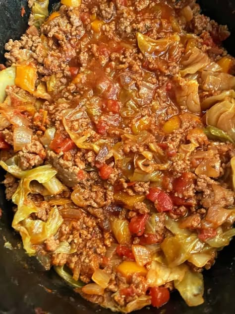 Deconstructed Cabbage Rolls, Crockpot Cabbage, Crockpot Cabbage Recipes, Unstuffed Cabbage Roll Soup, Lazy Cabbage Rolls, Unstuffed Cabbage Rolls, Cabbage Roll Casserole, Ground Beef And Cabbage, Unstuffed Cabbage