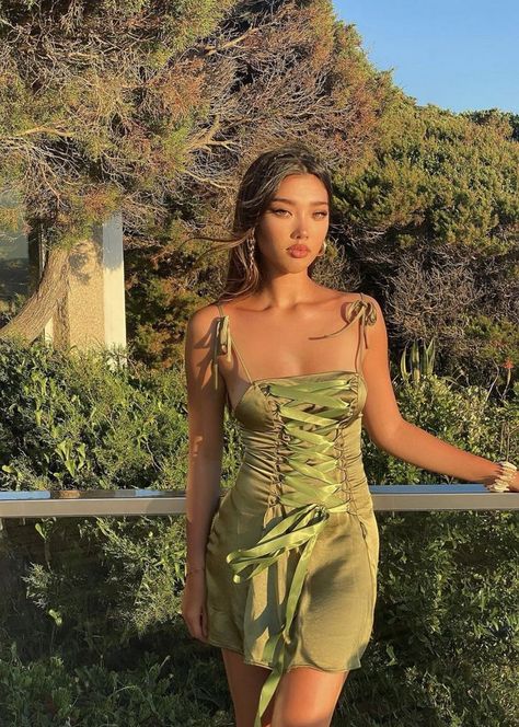 Baddie Birthday Dress, Green Baddie, Dresses For Birthday Party, Party Dresses For Teens, Night Party Dresses, Dresses For Birthday, Baddie Birthday, Night Party Dress, Outfit Engagement