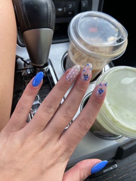 Blueberry Nails Design, Nails With Blueberries, Blueberry Nails Acrylic, Cool Acrylic Nails Summer, Blue Fruit Nails, Blueberry Lemon Nails, Strawberry And Blueberry Nails, Nails Stickers Designs, Blueberry Nails Art