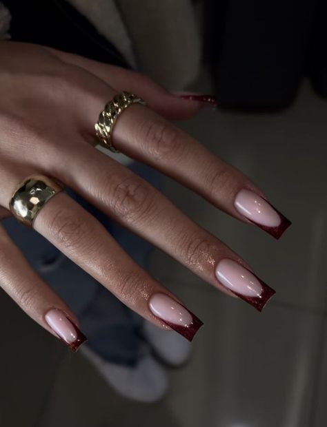 Simple Nail Art Manicure, French Tip Wine Red Nails, Cherry Wine Nails French Tip, Red Burgundy Nails Acrylic, Dark Red Nails Simple Design, Marron Red Nails Acrylic, Nails Acrylic For Graduation, Medium Nail Designs Fall, French Tip Nails With Red Design