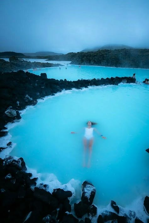 Itinerary Design, Iceland Adventures, Blue Lagoon Iceland, Voyage New York, Iceland Trip, Travel Iceland, Adventure Photographer, Couple Travel, See The Northern Lights