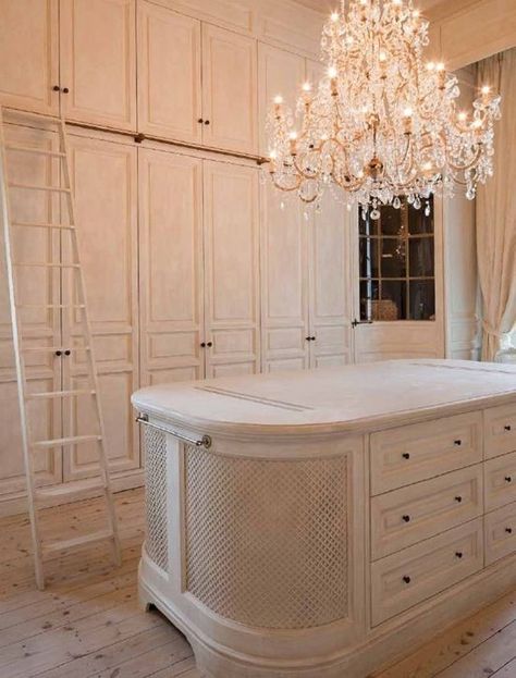 Closet Interior, Gorgeous Closet, Dressing Room Closet, Amazing Closets, White Closet, Beautiful Closets, Dream Closets, Closet Inspiration, Room Closet