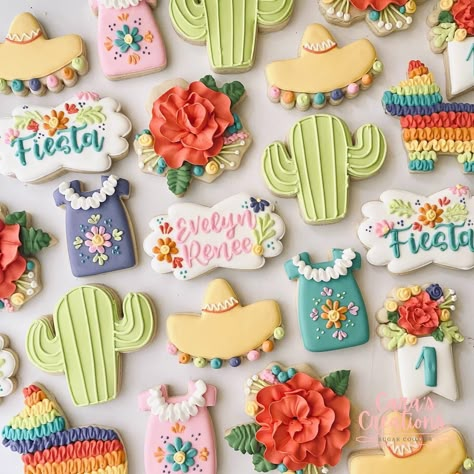 Three Esta Cookies Decorated, Mexican Fiesta Cookies Decorated, Threeesta Cookies, Fiesta Cookies Decorated Birthday, Fiesta Royal Icing Cookies, Fiesta Decorated Cookies, Three Esta Cookies, Threeesta Birthday Party Girl, First Fiesta Cookies