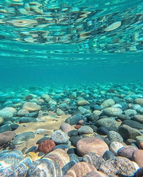 Ocean Floor Photography, Setting Aesthetic, Underwater Lake, Water Core, Water Study, Epic Backgrounds, Nature Colours, Water Spirit, Water Effect