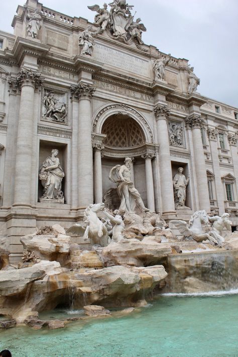 Plan A Trip To Italy, Trevi Fountain Rome, Rome Italy Travel, The Trevi Fountain, Things To Do In Rome, Process Design, Trip To Italy, Plan A Trip, Trevi Fountain