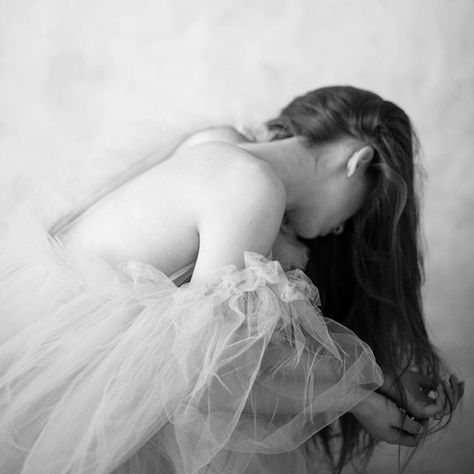 Elizabeth Messina Maternity, Intimate Maternity, Elizabeth Messina, Photography Inspiration Portrait, Photoshoot Concept, Messina, May 20, Strapless Wedding Dress, Photography Inspiration