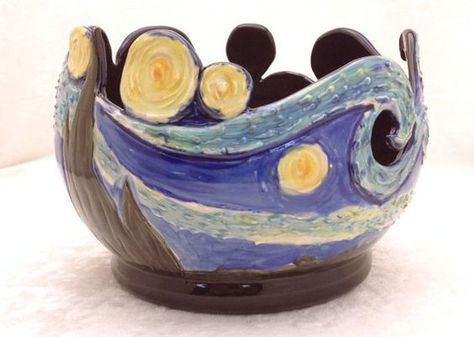 Van gogh coil pot school workshop High School Ceramics, Clay Lesson, Ceramic Yarn Bowl, Coil Pottery, Yarn Bowls, Coil Pots, Arte Van Gogh, The Starry Night, Clay Bowl