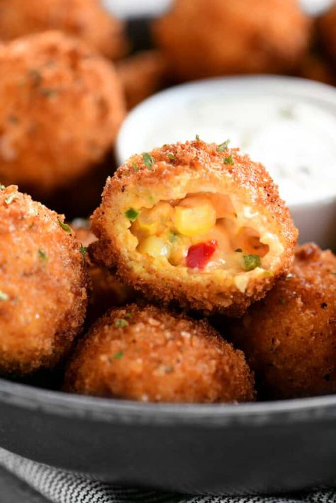 Corn Balls Recipe, Corn Dip Recipes, Cream Cheese Ball, Gunny Sack, Corn Cheese, Poppers Recipe, Fried Corn, Deep Fried Food, Corn Cakes