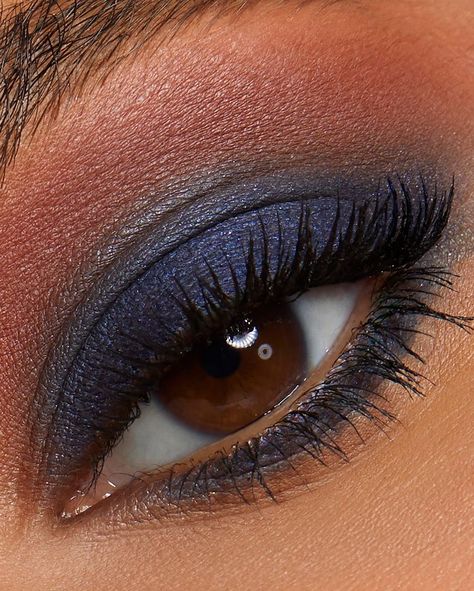 Single Eyeshadow Look, Navy Eye Makeup, Make Up Color, Nars Eyeshadow, Gold Eye Makeup, Glitter Eye Makeup, Instant Gratification, Eye Makeup Pictures, Ideas For Decorating