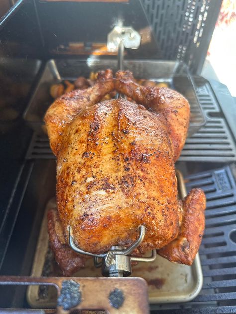 Costco Rotisserie Chicken Copycat Costco Rotisserie Chicken Seasoning, Rotisserie Chicken Recipes On Grill, Copycat Costco Rotisserie Chicken, How To Rotisserie Chicken, Costco Chicken Recipes Rotisserie, Rotisserie Chicken On Grill, Chicken Rotisserie Recipes, Costco Rotisserie Chicken Recipes, Costco Rotisserie Chicken Recipe