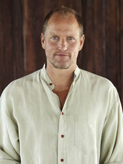 Woody Harrelson Signs On for Young Han Solo Film | StarWars.com Woody Harrelson, Han Solo, Friends With Benefits, We Are The World, Famous Men, Shooting Photo, Famous Faces, Best Actor, Hollywood Stars