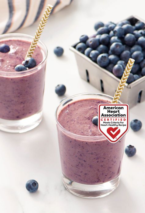 We can’t think of a smoother way to fill your day with more fruits and veggies! This 5 Ingredient Blueberry Pomegranate Smoothie blends the sweet-tart flavor… Blueberry Pomegranate Smoothie, Pomegranate Smoothie, Blueberry Pomegranate, Blueberries Smoothie, Sweet Tart, Pomegranate Juice, Frozen Blueberries, 5 Ingredient, Sweet Tarts