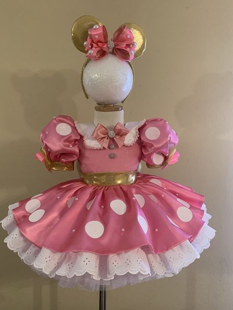 Mini Mouse Dress, Twodles Birthday, Minnie Mouse Birthday Party Decorations, Minnie Mouse First Birthday, Minnie Mouse Birthday Decorations, Minnie Mouse Birthday Cakes, Minnie Dress, Minnie Mouse Theme, Fashion Design For Kids