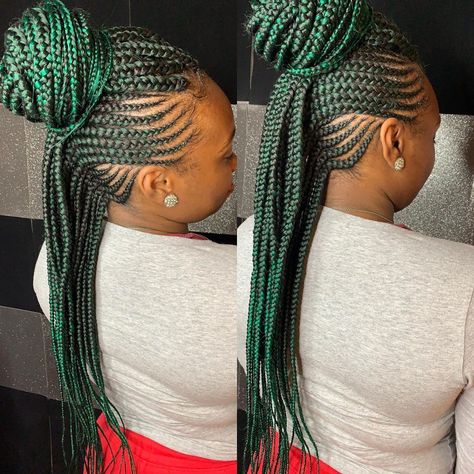 Dark Green Box Braids, Dark Green Braids, Black And Green Hair, Hair Color Underneath, Hair Shades, African Braids, Braided Hairstyles For Black Women, African Braids Hairstyles, Green Hair