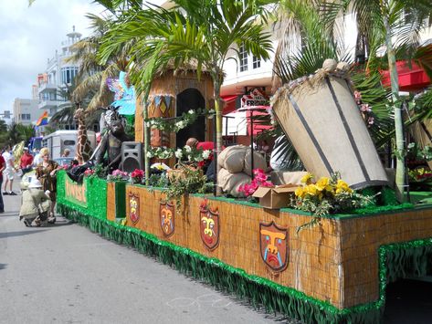 Parade Float, Christmas 2024, Decoration Ideas, Float, Carnival, Floating, Festival, Halloween, Christmas