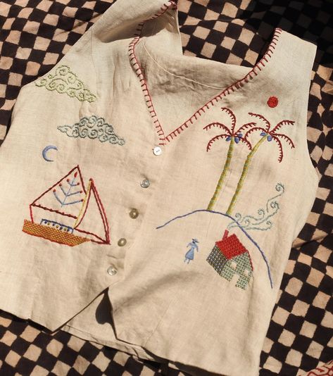 Simple Line Embroidery, Cool Embroidery Ideas Clothes, Beach Embroidery, Linen Waistcoat, Linen Style Fashion, Embroider Ideas, Embroidery Clothes, Cotton Blouse Design, Clothes Embroidery Diy