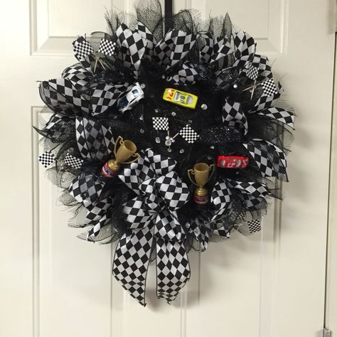 500 race wreath Racing Wreath Ideas, Indy 500 Decorations, Dirt Bike Aesthetic, Tablecloth Wreaths, Indy 500 Party, Mesh Wreath Christmas, Custom Scrambler, Sons Room, Diy Deco Mesh Wreath