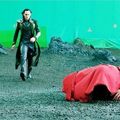 Thor Loki, Dc Memes, Dc Movies, Loki Thor, Marvel Funny, Fan Fiction, Bloopers, The Avengers, Marvel Memes