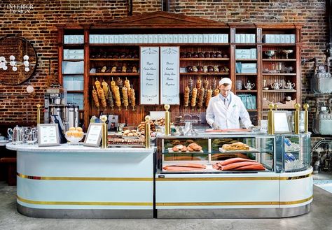 Ken Fulk Designs Sadelle’s, His First New York Restaurant. Beautiful partnership of marble, brass and pale blue. Heavenly High End Restaurant, Ken Fulk, New York Restaurant, Manhattan Restaurants, Eden Roc, Bagel Shop, Restaurant Ideas, Luxury Restaurant, Counter Design