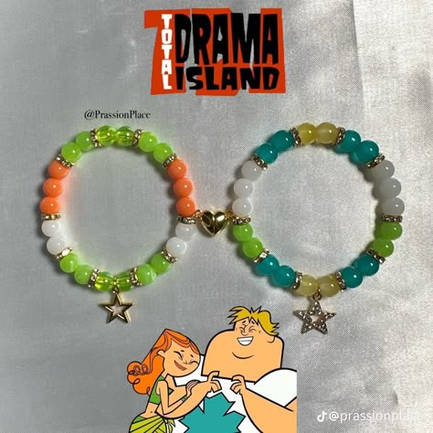 Total Drama Bracelets, Glass Bead Bracelet Ideas, Bracelet Business Ideas, Preppy Artwork, Beaded Bracelets Ideas, Match Bracelets, Make Clay Beads, Fun Diy Ideas, Girly Bracelets