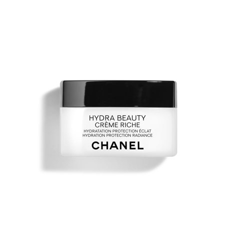 Chanel Moisturizer, Chanel Hydra Beauty Creme, Chanel Hydra Beauty, How To Grow Eyebrows, Natural Hair Mask, Boost Hair Growth, Beauty Tips For Face, Vogue Beauty, Chanel Makeup