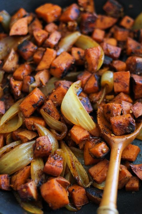 Potato Home Fries, Sweet Potato Home Fries, Fast Metabolism Recipes, Fmd Recipes, Fast Metabolism Diet Recipes, Metabolic Diet Recipes, Home Fries, Metabolic Diet, Classic Breakfast