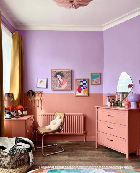 Maximalist Girls Bedroom, Lavender Bedroom, Rainbow House, Danish Interior, Maximalist Interior, Spring Bedroom, Maximalist Home, Purple Bedroom, Dopamine Decor