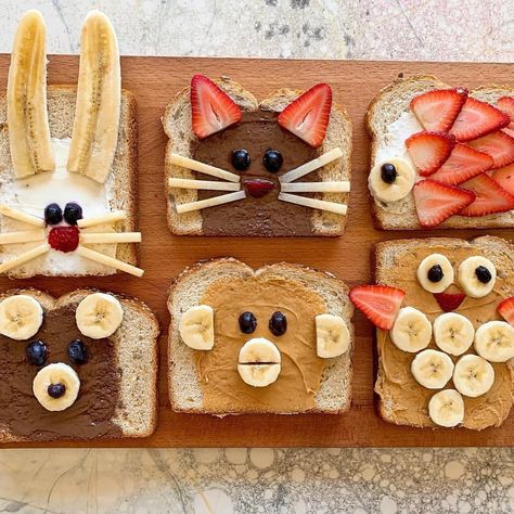 Kids Food Ideas on Instagram: “🐰🐱🐟A N I M A L • T O A S T🐻🐵🦉 . It's the school holidays here so if you're looking for a fun breakfast or snack idea then check out these…” Cooking Theme, Easy Toddler Meals, Kids Dishes, Food Shapes, Banana Bites, Healthy Toddler Meals, Cooking Classes For Kids, One Banana, Toddler Snacks