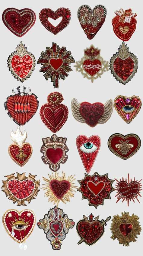 Red beaded hearts Beaded Hearts, Sacred Heart Art, Heart Projects, Abstract Embroidery, Raven Art, Wallpaper Nature Flowers, Christmas Bead, Art Collage Wall, Mexican Art