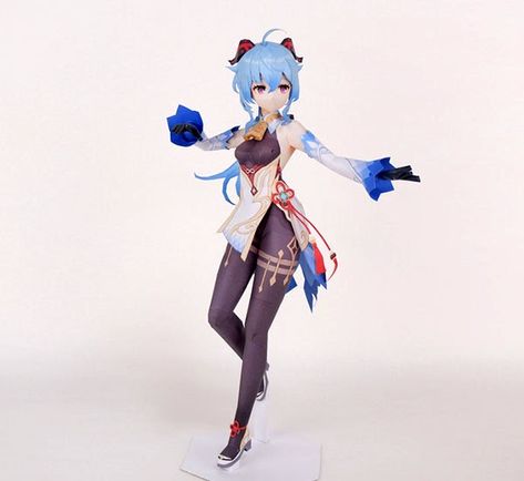 Ganyu is a playable Cryo character in Genshin Impact. She serves as an emissary and secretary for the Liyue Qixing. Paper model from S.V. Paperized Crafts, Papercraft Download, Anime Paper, Paper Doll Template, Papercraft Templates, Card Model, Slenderman, Anime Crafts, Paper Model