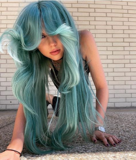 Unique Hair Dye, Pretty Wigs, Graduation Hair, Character Hair, Skunk Hair, Hair References, Aqua Hair, Dyed Hair Inspiration, Dye Ideas