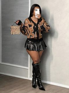 top trending fashion outfits 2025 Baddie Sneaky Link Outfits, Birthday Outfits Ideas For Black Women, Concert Outfit Winter Black Women, Casual Club Outfits Black Women, Black Women Outfits Fall, Winter Club Outfits Black Women, Baddies Birthday Outfits, Baddie Winter Birthday Outfit, Fall Club Outfits Black Women