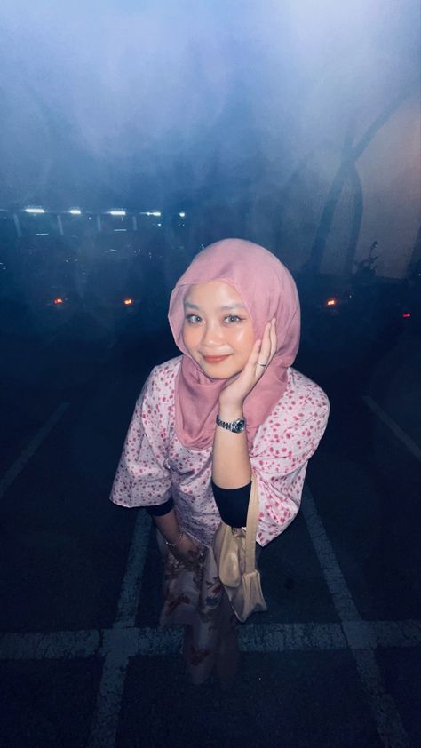 Malaysia Girl, Girlfriend Aesthetic, Foto Cewek Hijab Aesthetic, Asian Models Female, Malaysia Airlines, Hijab Aesthetic, Female Face, Attack On Titan Levi, Beautiful Hijab