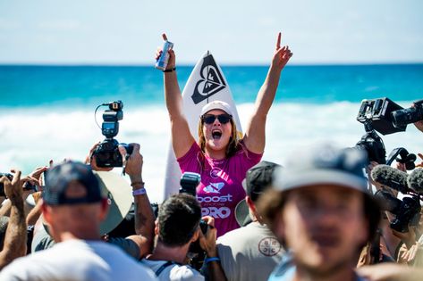 Caroline Marks, a 17-year-old surfer from San Clemente, earned $100K with Boost Mobile Pro contest win – Orange County Register Caroline Marks, Finishing High School, Hiit Benefits, Rope Exercises, World Surf League, Professional Surfers, Female Surfers, Pro Surfers, Ab Routine