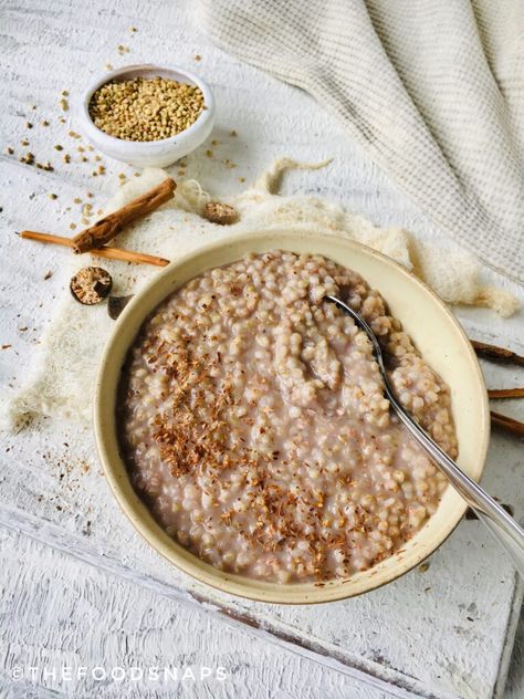 Buckwheat Porridge - TheFoodSnaps Buckwheat Groats Recipes Breakfast, Healthy Breakfast Alternatives, Porridge Breakfast, Buckwheat Porridge, Low Carb Protein Bars, Buckwheat Recipes, Plant Based Recipes Breakfast, Healing Diet, Buckwheat Groats