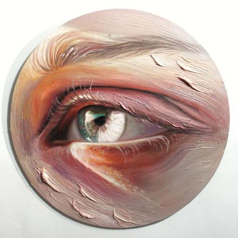 This Artist Portrays Emotions By Painting Realistic Eyes (15 Pics) Maldha Mohamed, Eye Paintings, قلعة هاول المتحركة, Realistic Eye, Eye Painting, Palm Of Your Hand, Artist Paint, Eye Art, The Palm