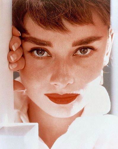 Audrey Hepburn Color, Audrey Hepburn Born, Hepburn Audrey, Aubrey Hepburn, Audrey Hepburn Photos, Audrey Hepburn Style, Hepburn Style, Katharine Hepburn, British Actresses