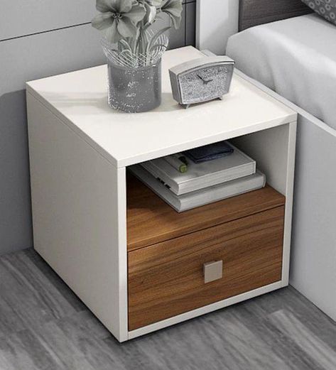 Modern Bedside Table Design, Bedroom Side Table Ideas, Side Bed Table, Bed Side Table Design, Bedside Table Scandinavian, Bedside Table Ideas, Bedside Table Styling, Minimalist Bedside Table, Rustic Bedside Table