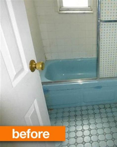 Blue Bathtub Bathroom Ideas, Tub Bathroom Ideas, Blue Bathtub, Tiny Bath, Bathroom With Tub, Walk In Shower Designs, Old Bathroom, New Toilet, Tiny Bathrooms