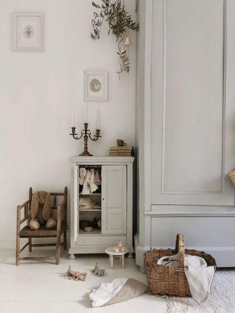 Miniature Wardrobe, Instagram Light, Nursery Room Inspiration, Foose, The French Riviera, Kids Interior, Toddler Room, Scandinavian Home, French Riviera