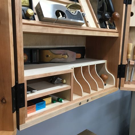 Make Drawers, Workshop Cabinets, Garage Organizer, Tool Wall, Wood Tool Box, Tool Chests, Tool Holders, Garage Door Makeover, Tool Storage Diy