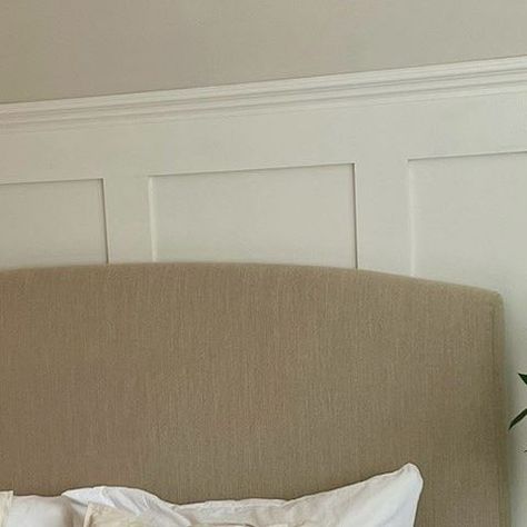 B&Q on Instagram: "ad UNDER £200 GUEST BEDROOM TRANSFORMATION with @bandq_uk 3 days, 473782 beige tester pots and so many amazing bargain finds and it’s finished and I’m so proud of this bedroom transformation 🥰 Here is everything I used for this project: Paint panelling - £16 good home in shade Alberta Paint walls - £16 good home in shade valdez  Cheshire mouldings Panelling kit - £18.95 (my wall is 3m and I needed x2) Dado rail - £10.77 Beige cushions - £6 Faux flowers  - £4 each  Olive tree - £22 Almir Wall lights - £24 I’ll link everything in my stories, and I’ll be sharing a how to guide this week for my panelling, so you too can #BandQIt with the help of B&Q’s amazing how to guides! So proud of how this turned out 🥰 just shows you don’t need to spend £1000s to achieve something r Egyptian Cotton Dulux Paint Panelling, Dulux Beige Royal Quarter, Neutral Living Room Dado Rail, Dulux Heritage Pale Walnut, Cheshire Mouldings, Dulux Gentle Fawn Bedroom, Modern Paneling, Bedroom Transformation, Paint Walls