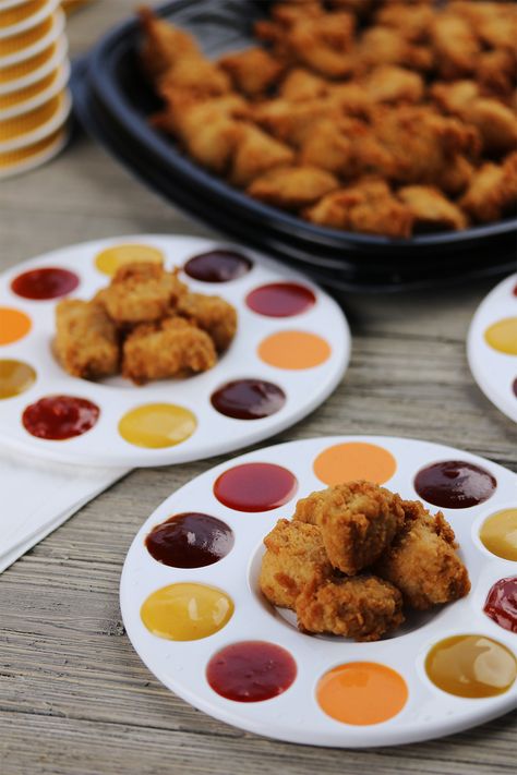 Chickfila Catering, Chik Fil A Party, Chick Fil A Wedding Catering, Chick Fil A Birthday Party Theme, Chick Fil A Party, Food Quizzes, Chick Fil A Nuggets, Party Chicken, Egyptian Party